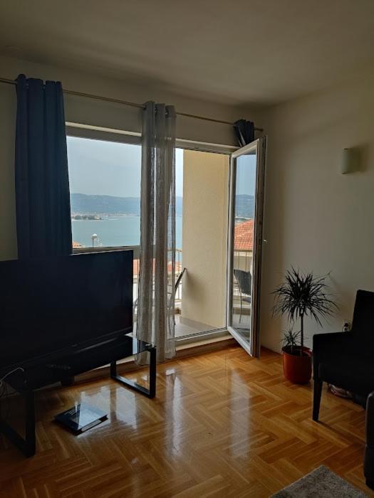 Deep Blue Apartment Трогир Екстериор снимка