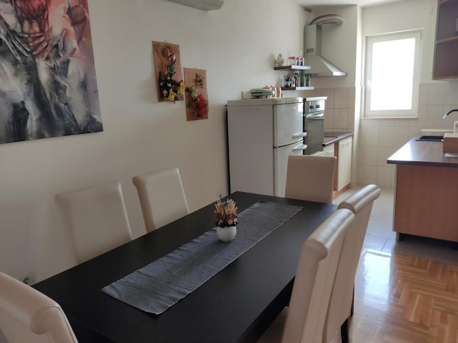 Deep Blue Apartment Трогир Екстериор снимка